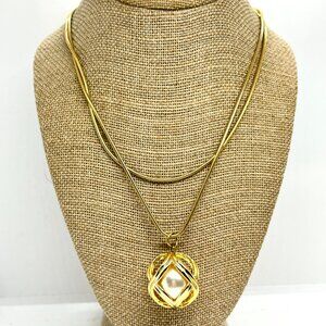 VINTAGE ANNE KLEIN CAGED PEARL PENDANT NECKLACE LONG SLINKY GOLD 80S UNSIGNED